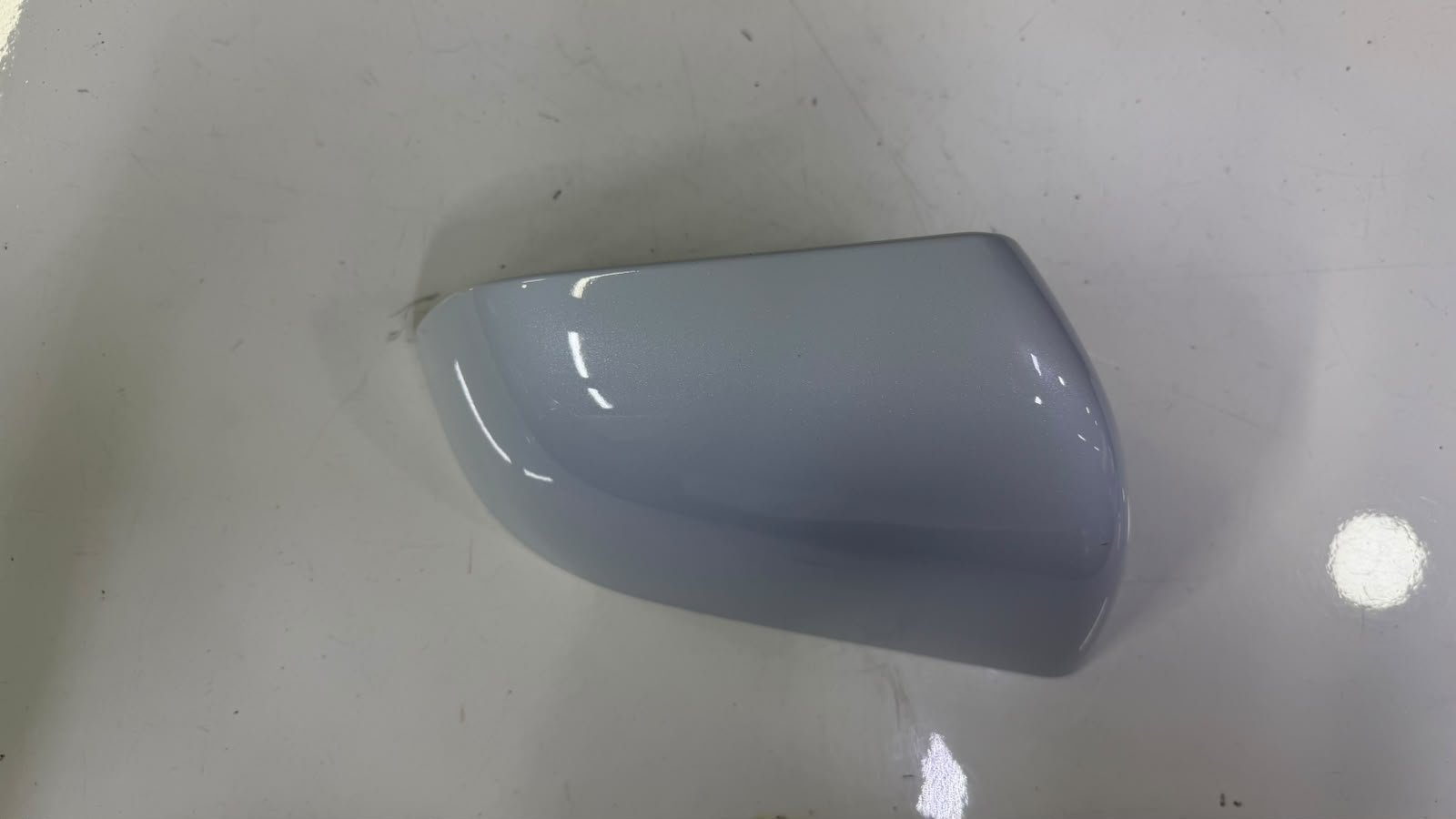 TESLA MODEL Y SOL AYNA KAPAĞI SEDEF BAYAZLI SIFIR
