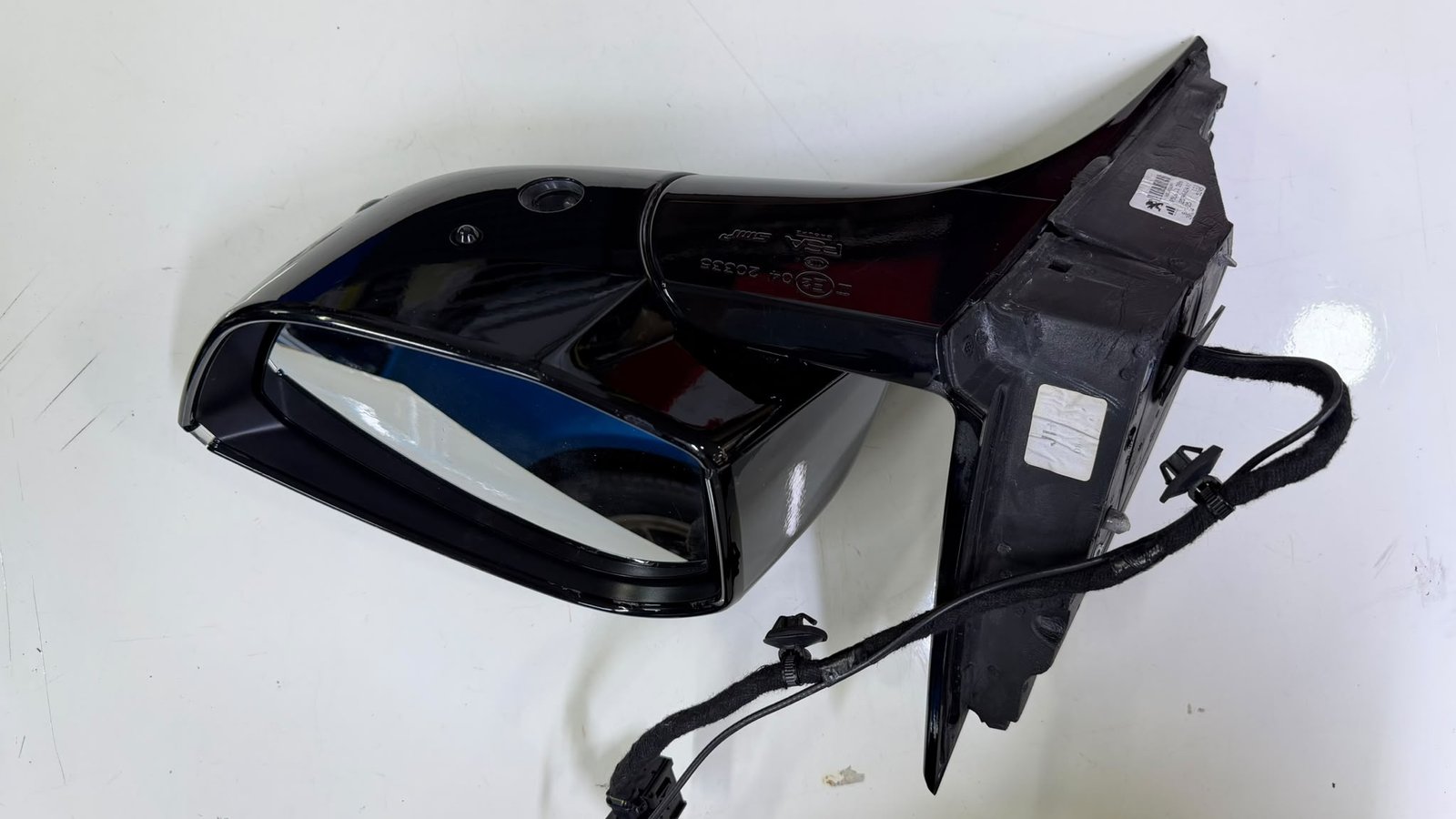 PEUGEOT 408 SAĞ ORJ O.KATLANIR KAMERALI ÇEVRE AYDINLATMALI ISITMALI ÇIKMA AYNA