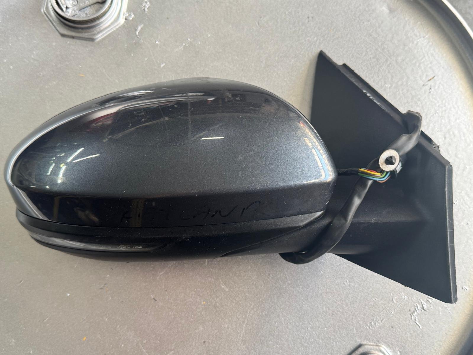 RENAULT MEGANE 4 SAĞ ORJİNAL OTOMATİK KATLANIR ÇIKMA AYNA - 963010974R