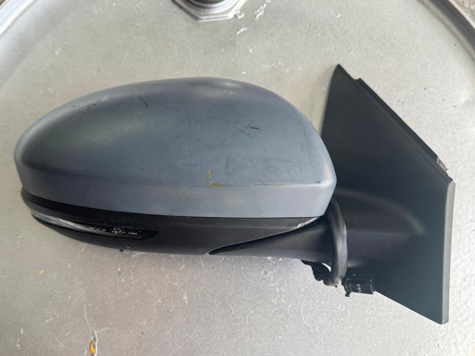 RENAULT MEGANE 4 SAĞ ORJİNAL OTOMATİK KATLANIR ÇIKMA AYNA - 963010974R