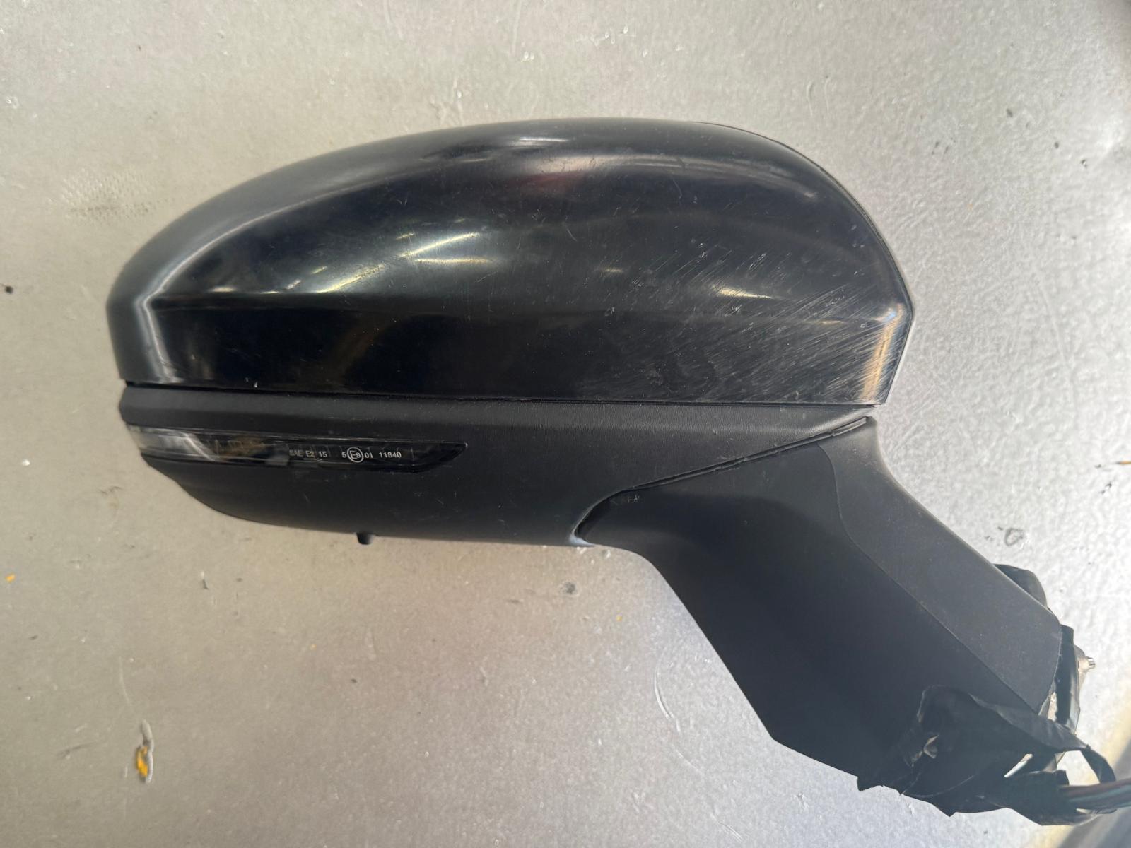 RENAULT CLİO 5 SAĞ ORJİNAL ÇIKMA AYNA - 963011854R