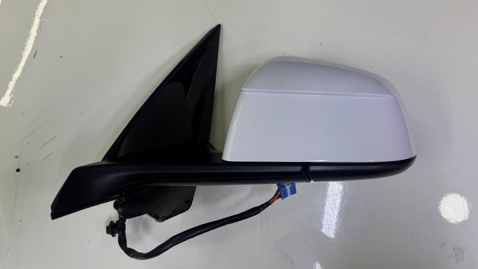 TESLA MODEL Y JUNİPER SOL ORJİNAL OTOMATİK KATLANIR AYNA SIFIR