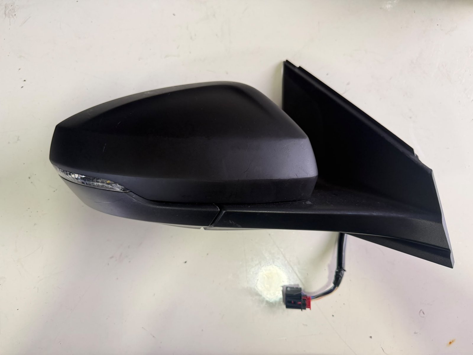 VOLKSWAGEN POLO SAĞ OTOMATİK KATLANIR ÇIKMA ORJ AYNA -  2G1857508N
