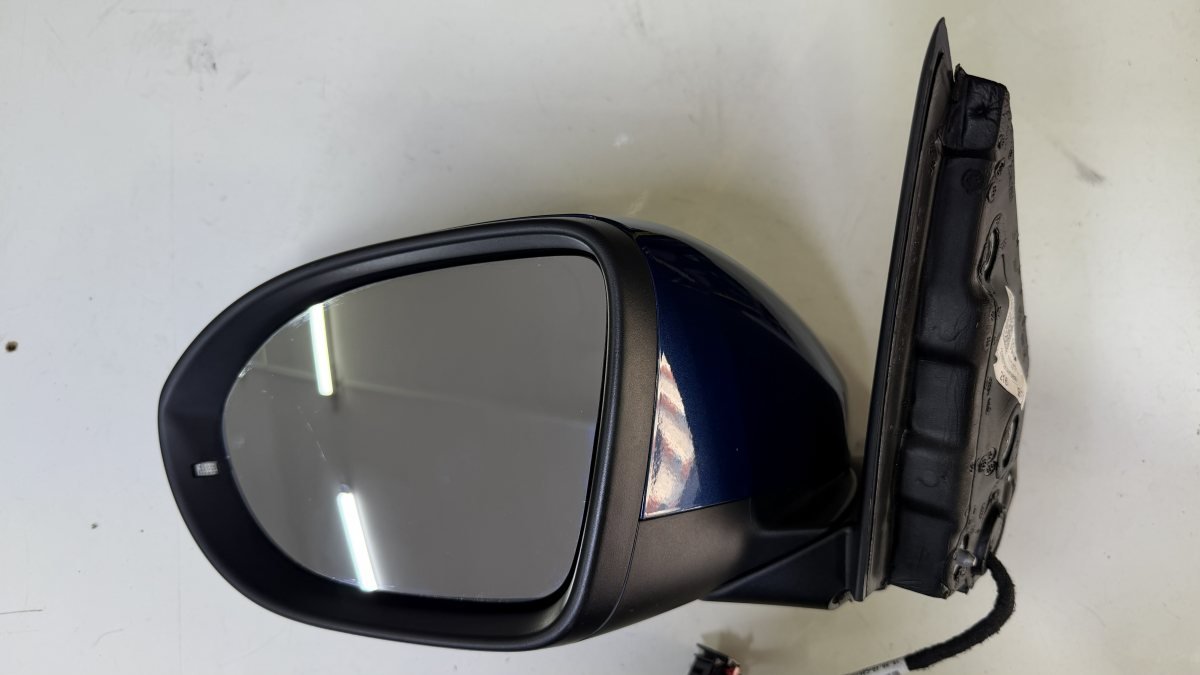 Volkswagen Taigo Sol Otomatik Katlanır Ayna