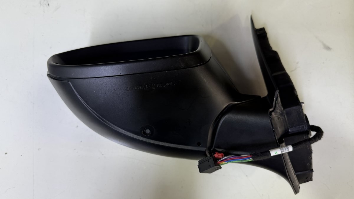 Volkswagen Taigo Sol Otomatik Katlanır Ayna